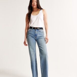Abercrombie & Fitch High Rise 90s Relaxed Jean